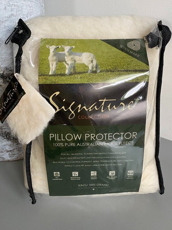 Signature Collection Other - Signature Collection 100% Pure Australian Wool Fleece Pillow Protector King NWT